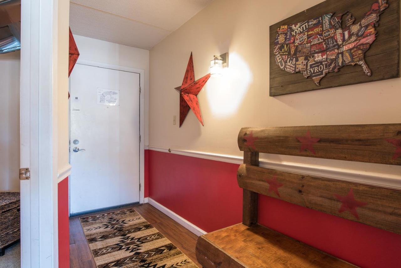 Downtown Gatlinburg Condo Екстериор снимка